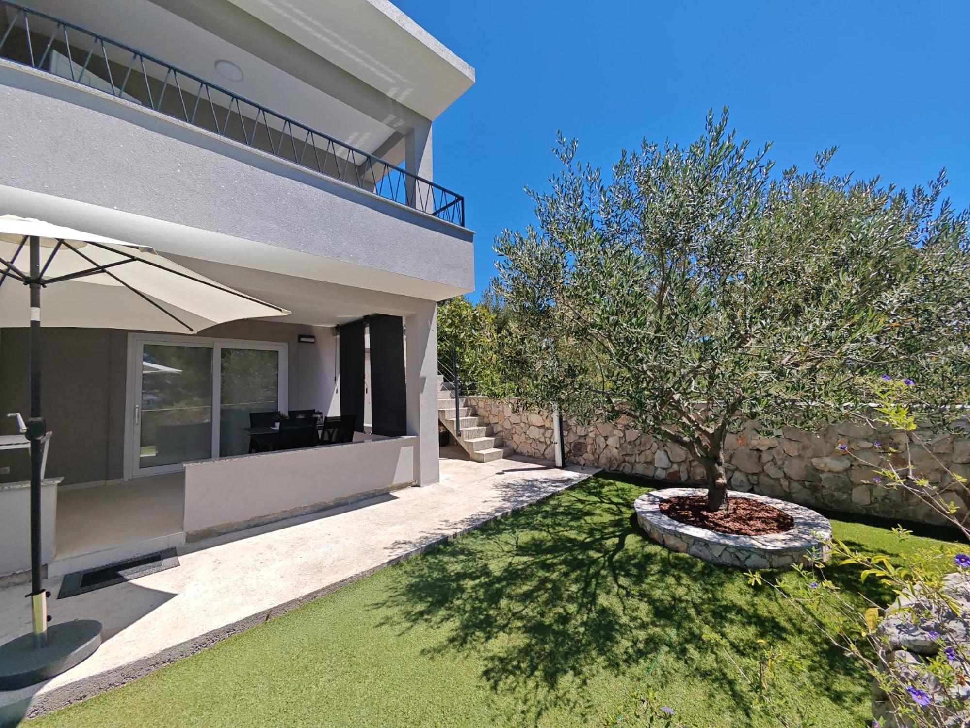Olive Tree Apartment Zecevo ロゴズニッツァ エクステリア 写真