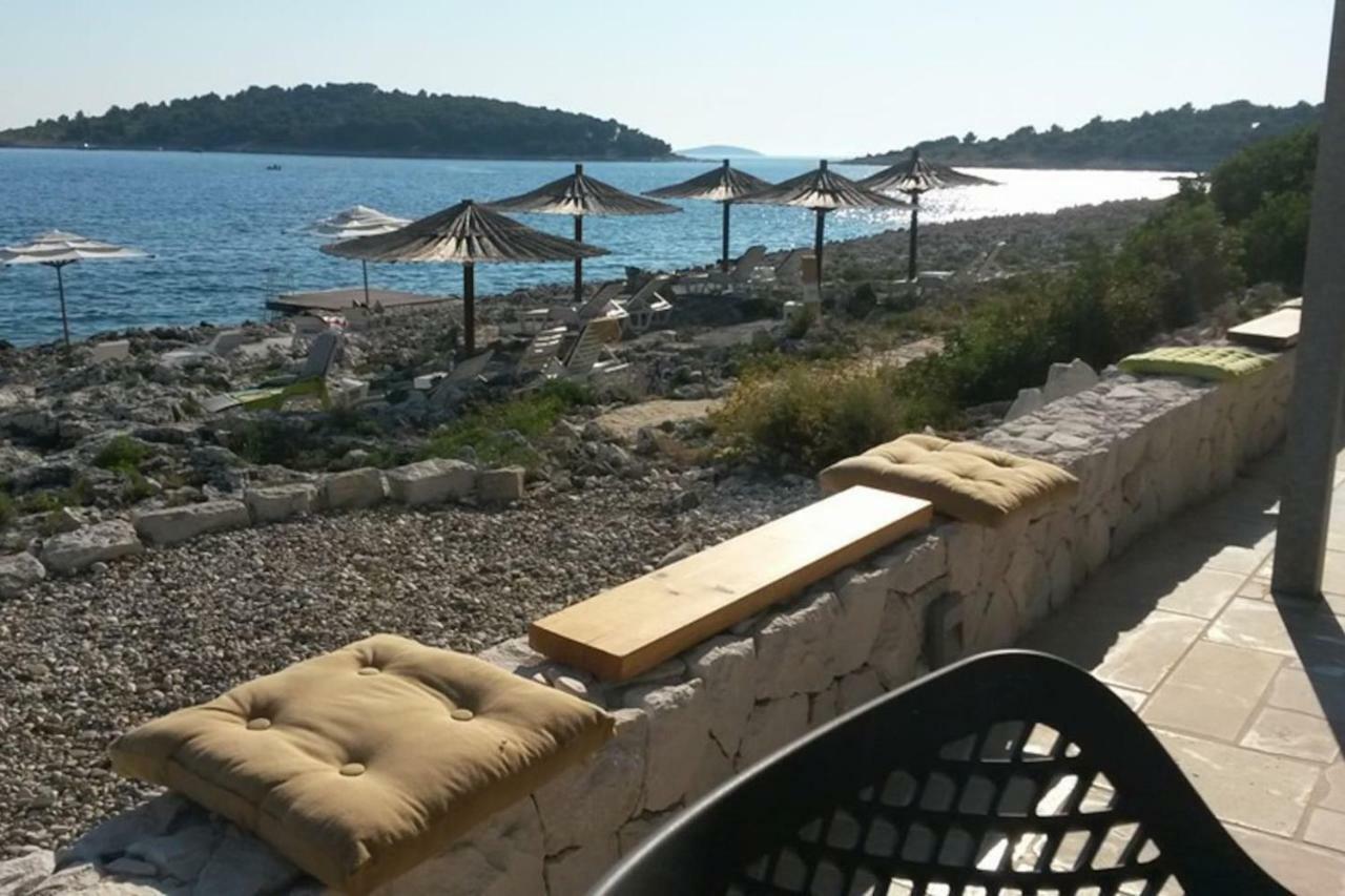 Olive Tree Apartment Zecevo ロゴズニッツァ エクステリア 写真